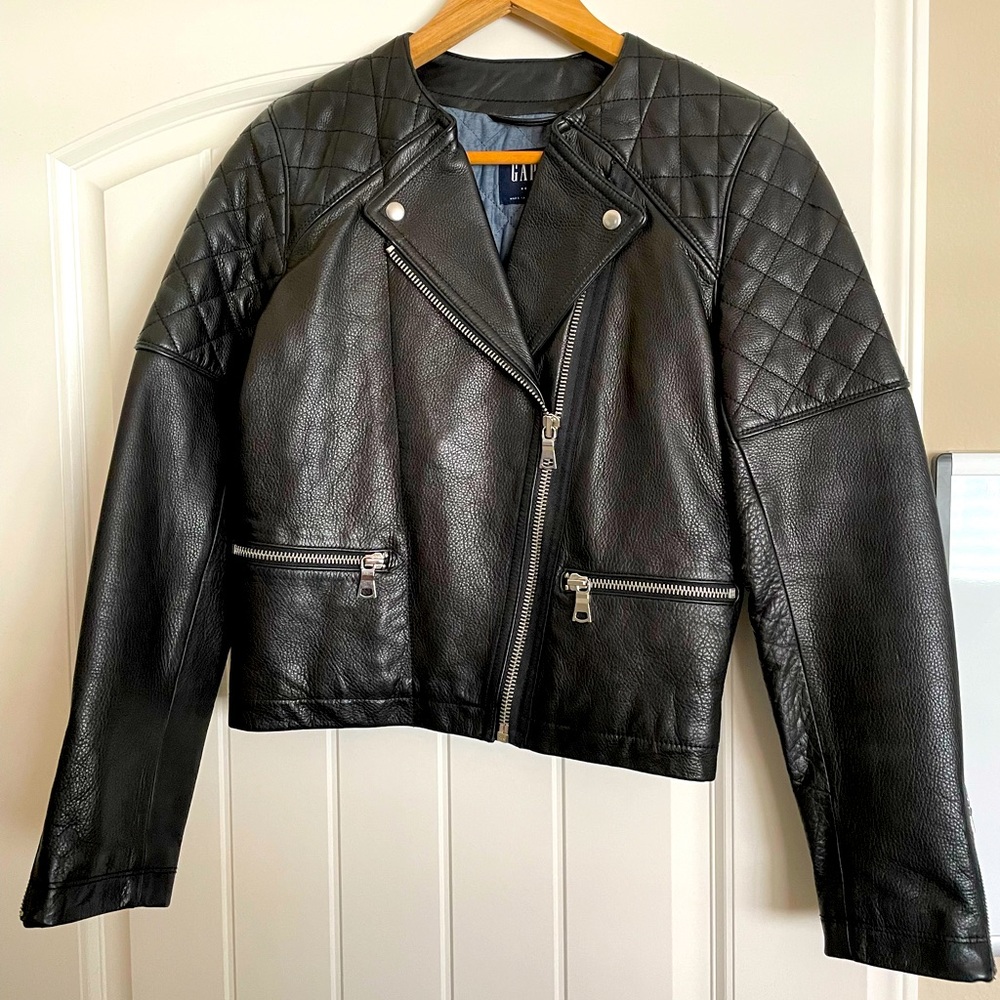 💥GAP Black Leather Moto Jacket. Excellent Condition. Worn once. 💥